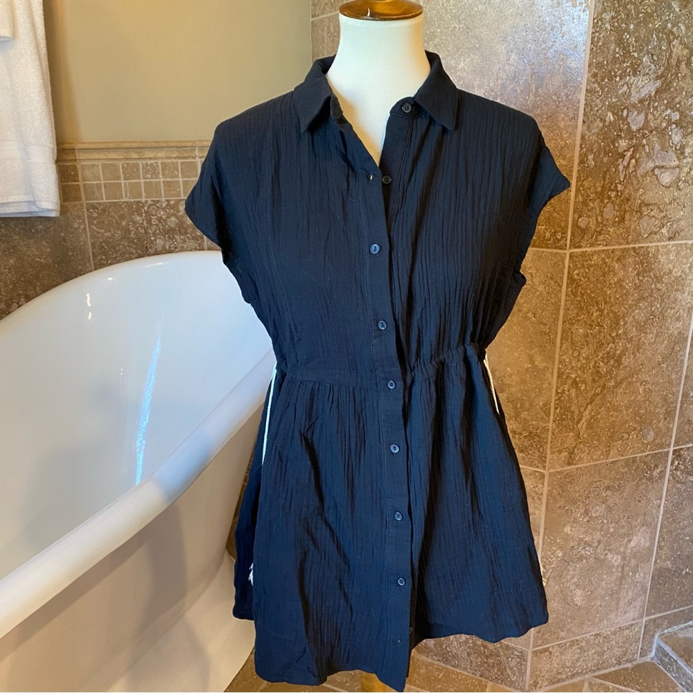 NWT GibsonLook Women Black Button-Down Shirt collar black tie sides size small